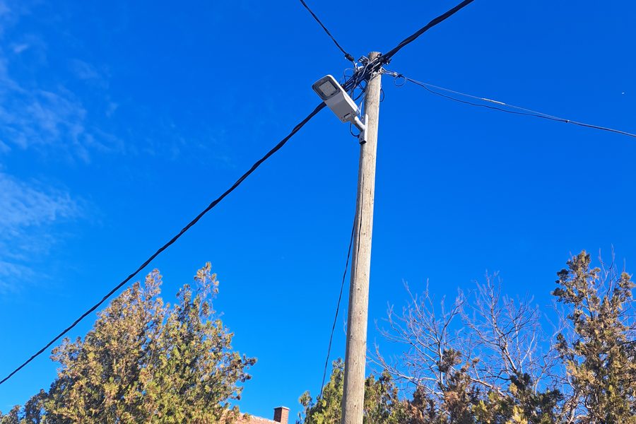 New GREP LED public lighting pole in Kertészsziget, against a blue sky